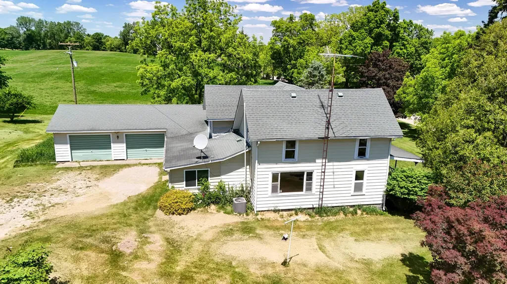 7500 Bilby Road Somerset Township MI 49249