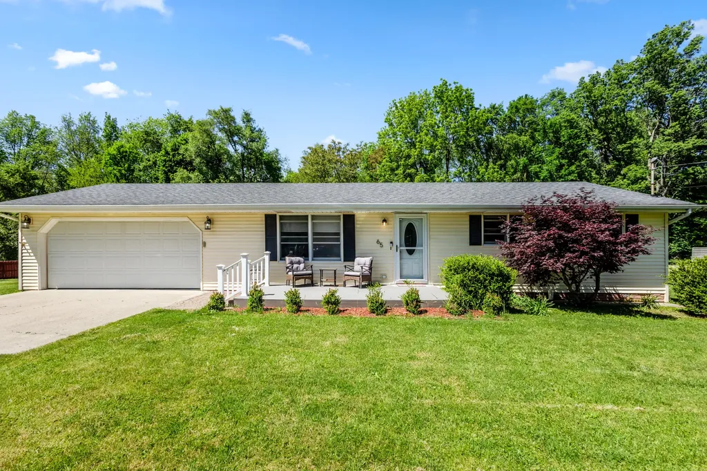 65 W Hallett Street Hillsdale City MI 49242