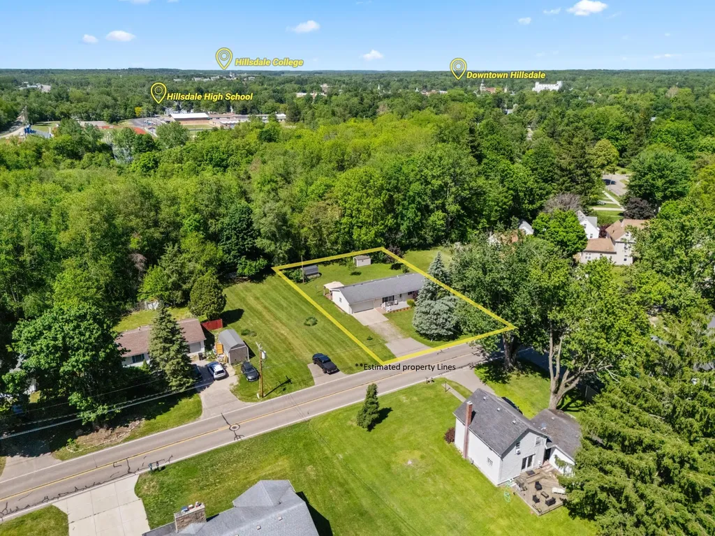 65 W Hallett Street Hillsdale City MI 49242