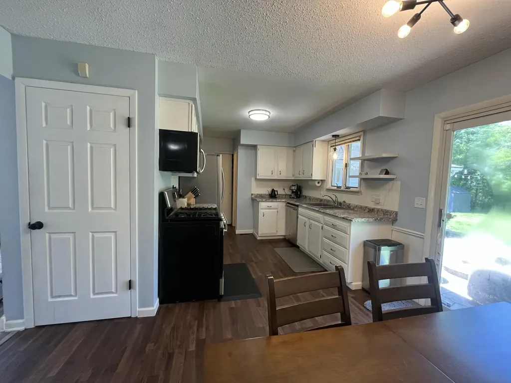 16124 Eskes Street Dewitt Charter Township MI 48906