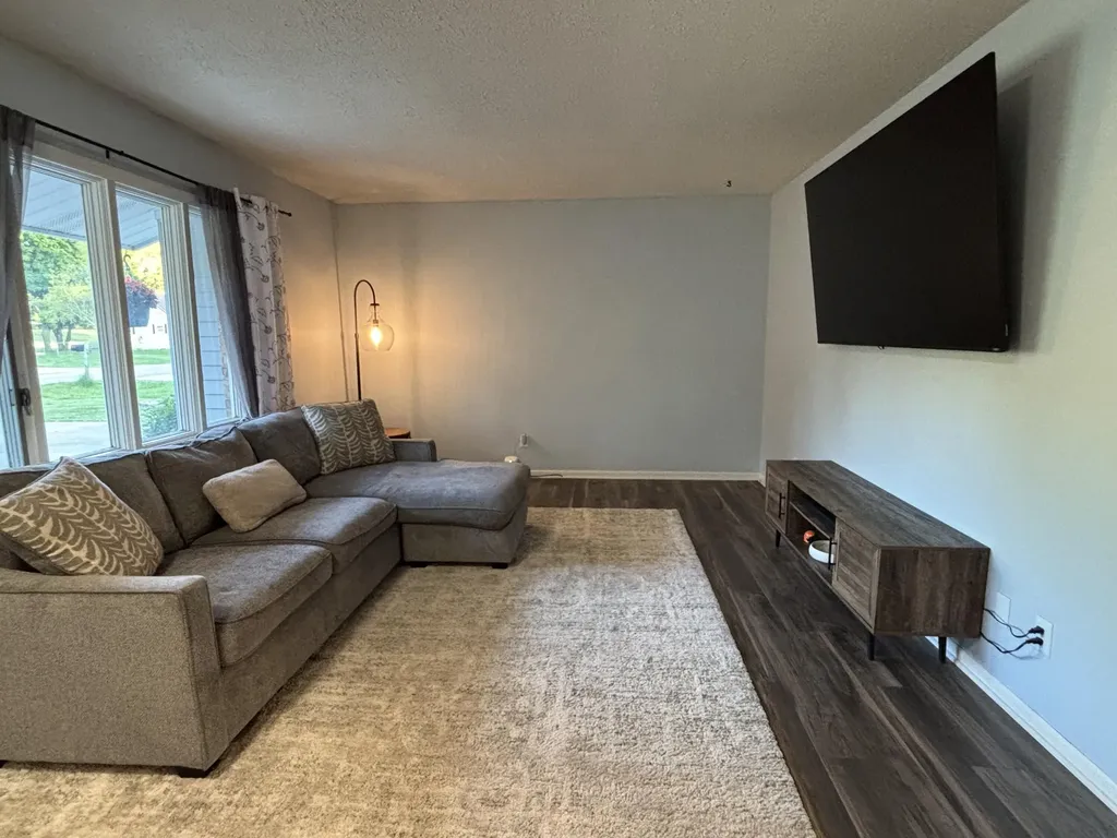 16124 Eskes Street Dewitt Charter Township MI 48906