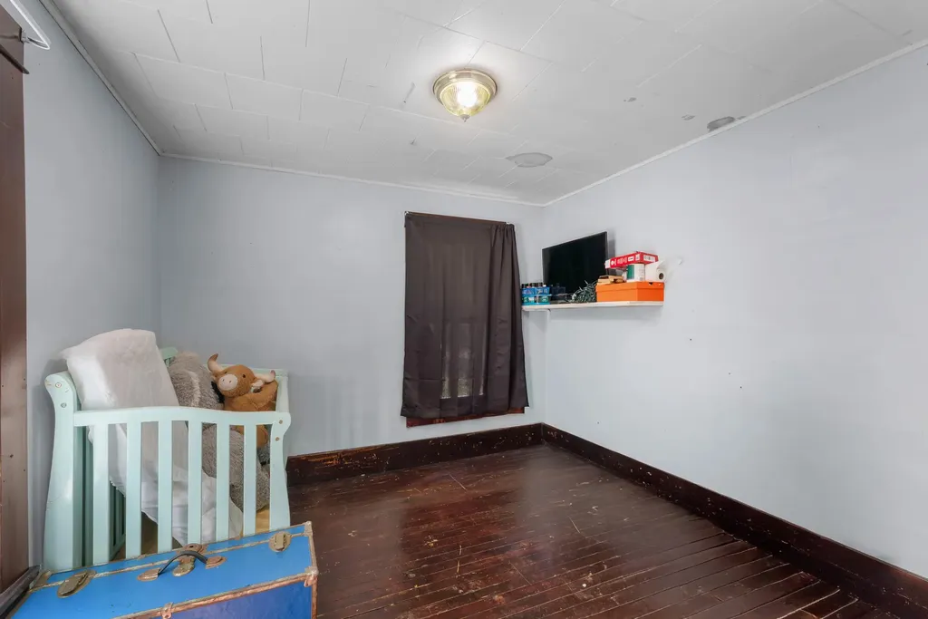119 S Manning Street Hillsdale City MI 49242