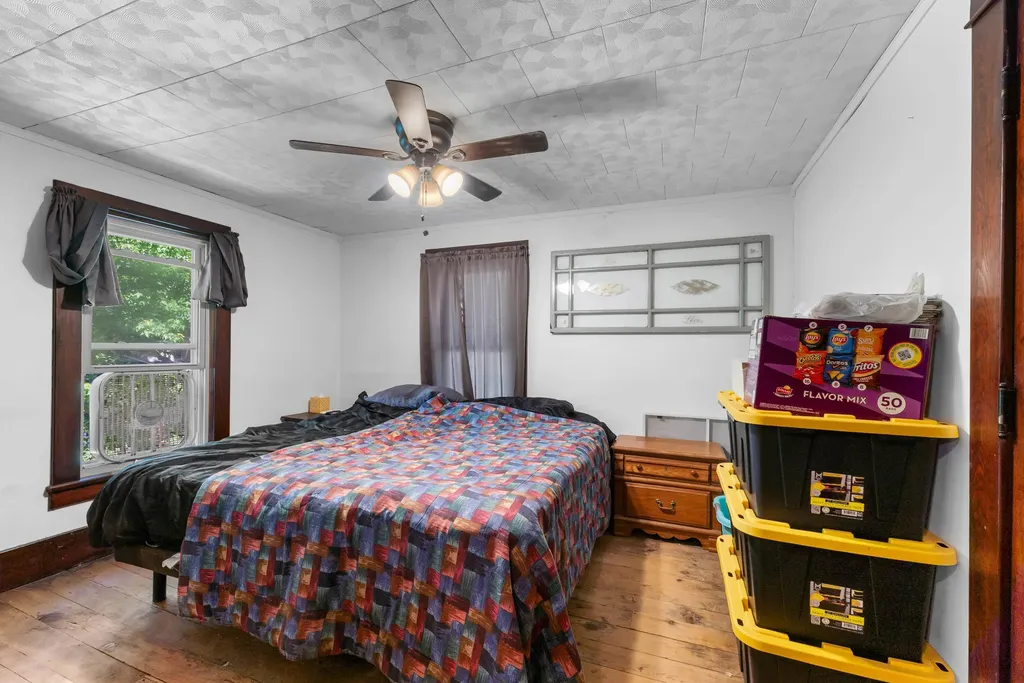 119 S Manning Street Hillsdale City MI 49242