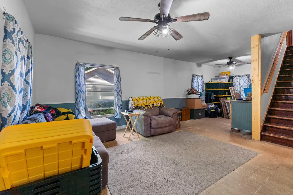 119 S Manning Street Hillsdale City MI 49242