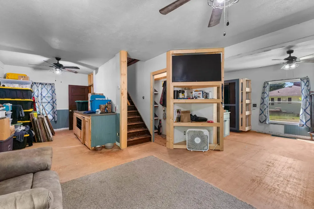119 S Manning Street Hillsdale City MI 49242