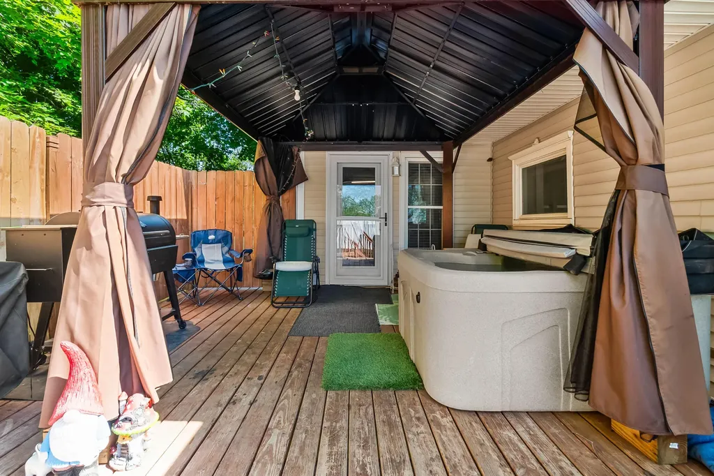 209 E Center Street Waldron Village MI 49288