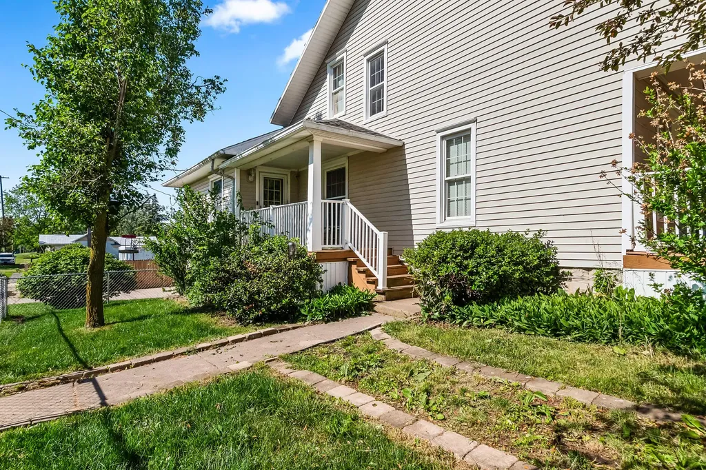 209 E Center Street Waldron Village MI 49288