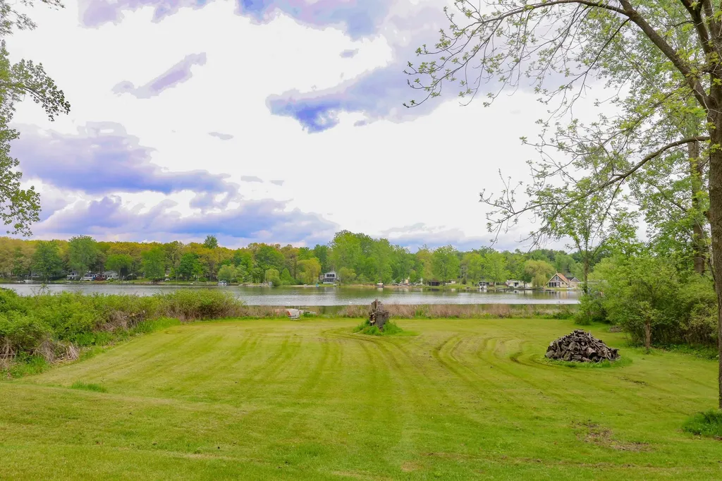 2831 Hemlock Road Reading Township MI 49082