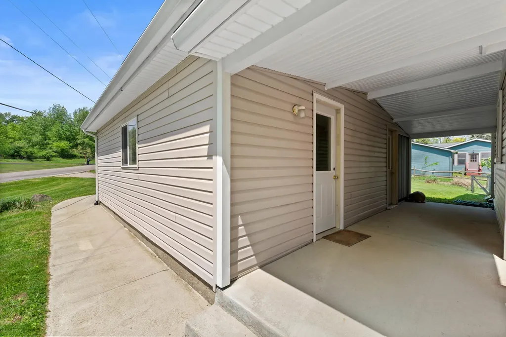 4330 Dawn Drive Adams Township MI 49242