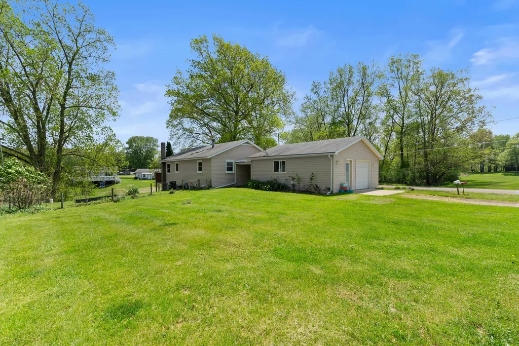 4330 Dawn Drive Adams Township MI 49242