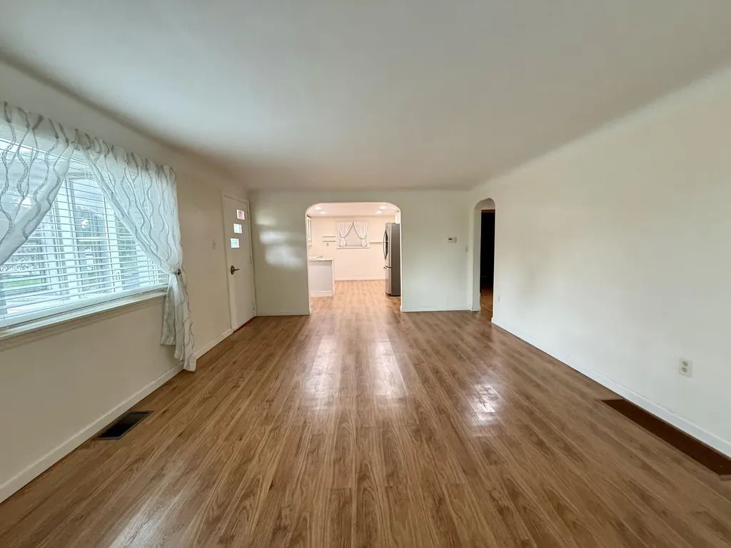 1 Lo Presto Avenue Hillsdale City MI 49242