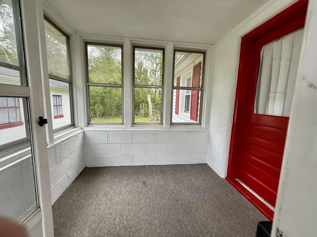 1 Lo Presto Avenue Hillsdale City MI 49242