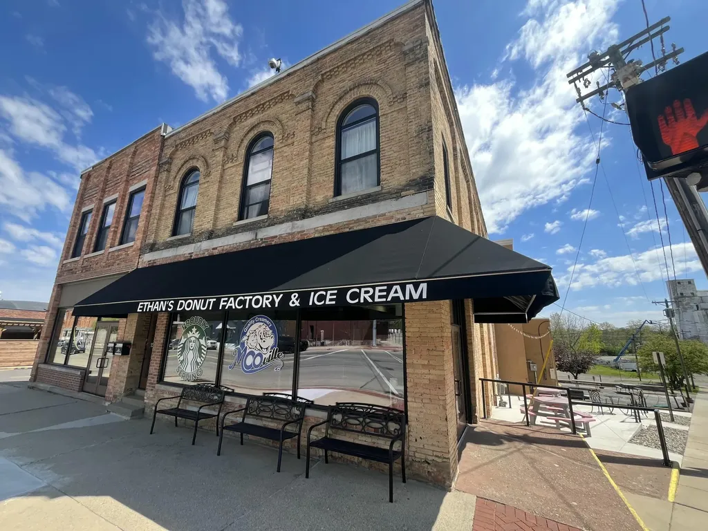 45 N Broad Street Hillsdale City MI 49242