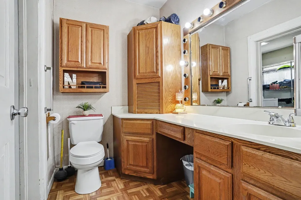 212 Grove Street Hudson City MI 49247