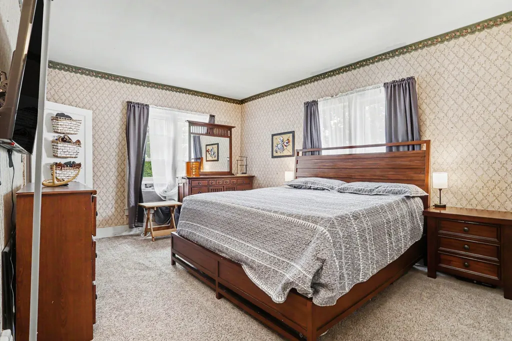 212 Grove Street Hudson City MI 49247