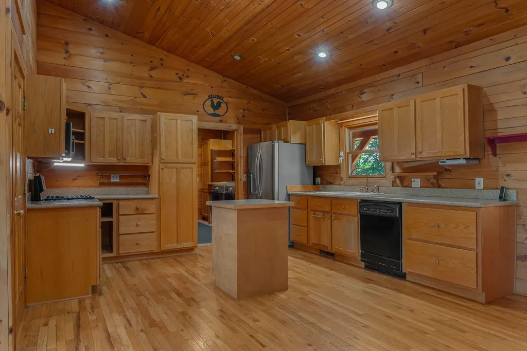 7470 Moreland Road Moscow Township MI 49250