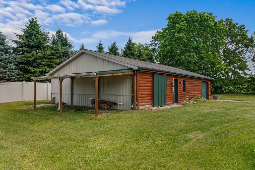 7470 Moreland Road Moscow Township MI 49250