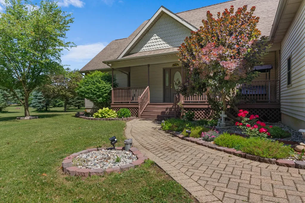 1016 Lukesport Road Quincy Township MI 49082
