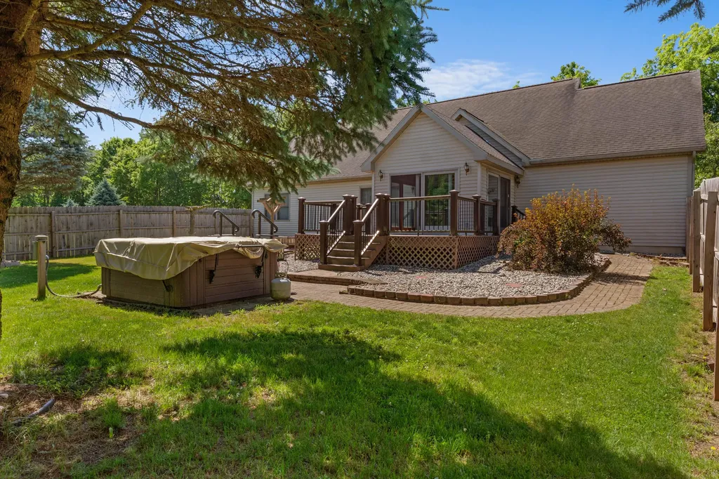 1016 Lukesport Road Quincy Township MI 49082