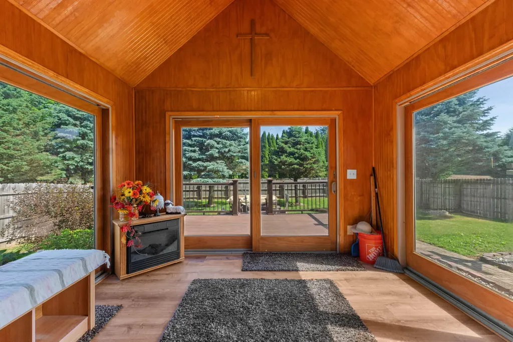 1016 Lukesport Road Quincy Township MI 49082