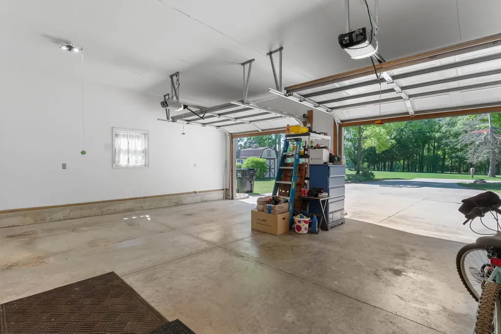1016 Lukesport Road Quincy Township MI 49082