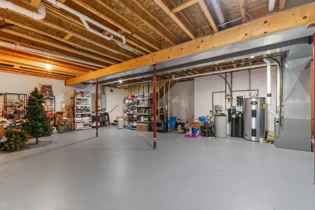 1016 Lukesport Road Quincy Township MI 49082