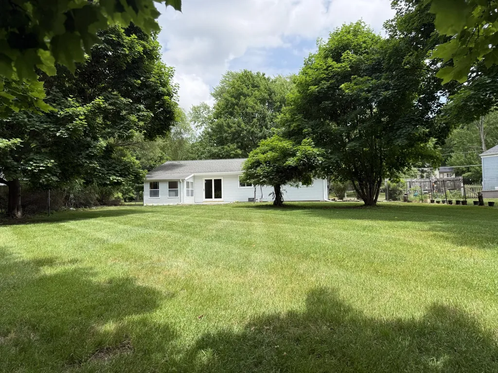463 Wright Street Jonesville City MI 49250