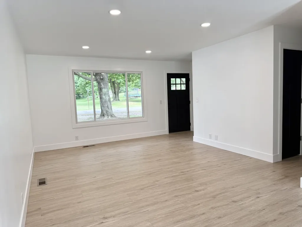 463 Wright Street Jonesville City MI 49250