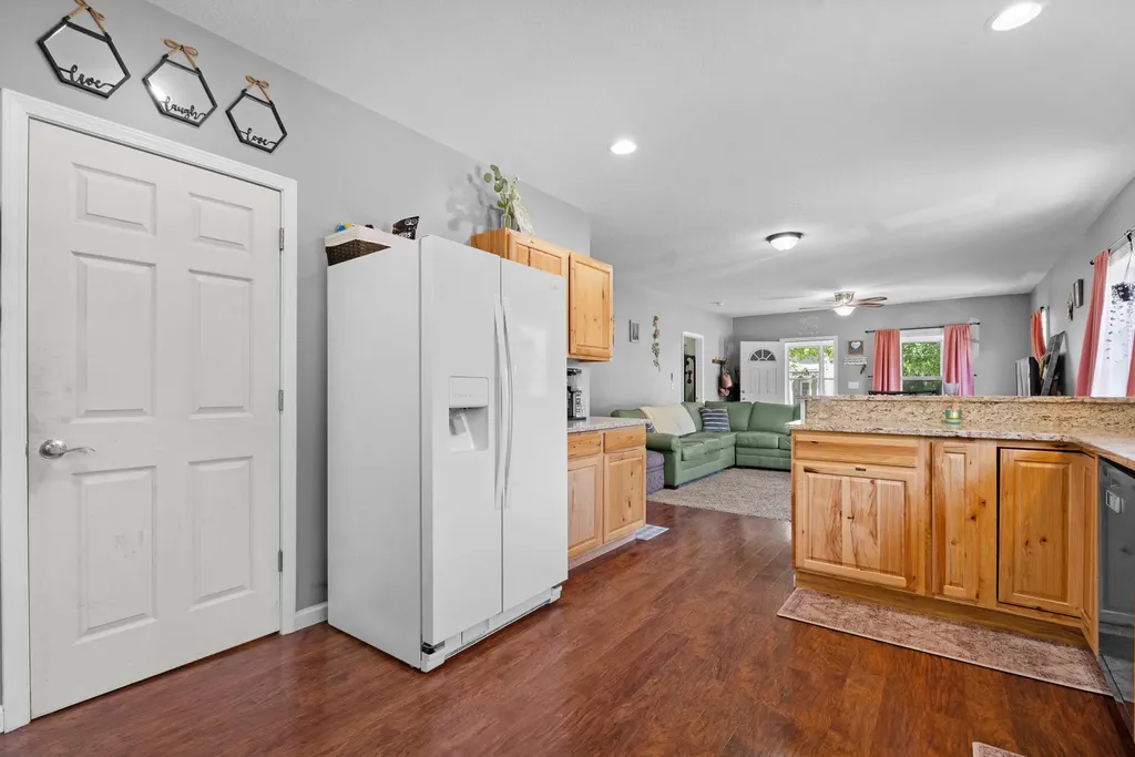 512 S Market Street Hudson City MI 49247