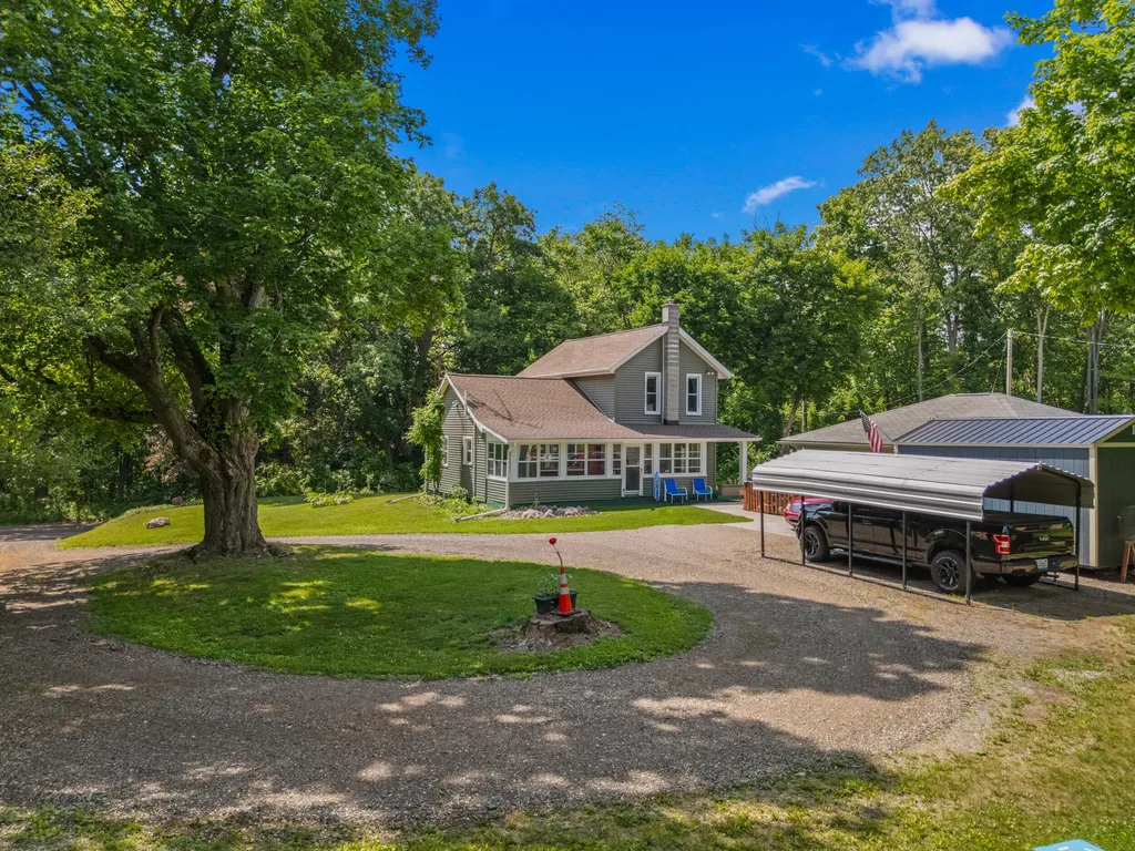 9837 Easton Road Rives Township MI 49277