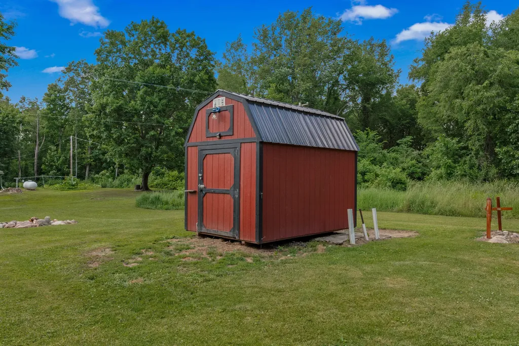 9837 Easton Road Rives Township MI 49277