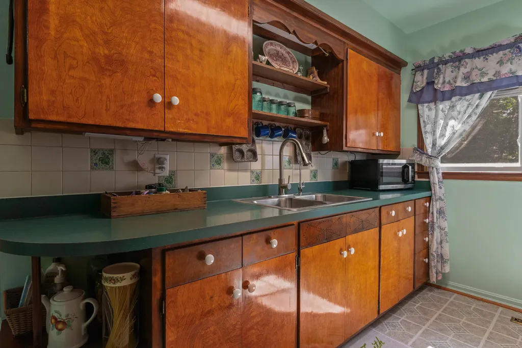 9837 Easton Road Rives Township MI 49277