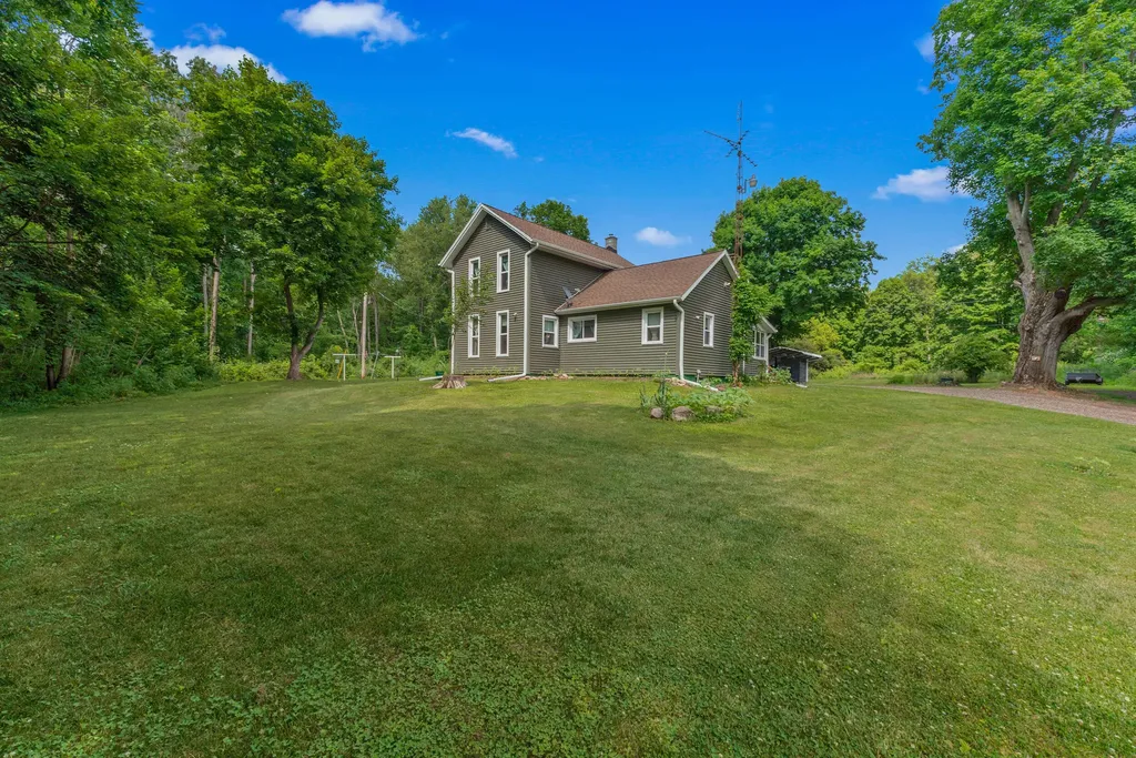 9837 Easton Road Rives Township MI 49277