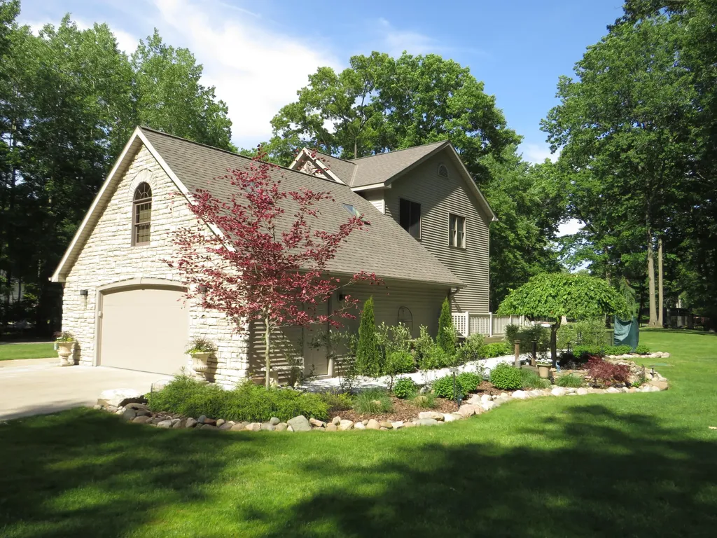 9593 Oakley Road St. Charles Township MI 48655