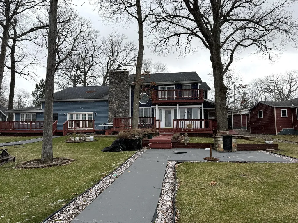 2454 Oakwood Drive Jefferson Township MI 49242