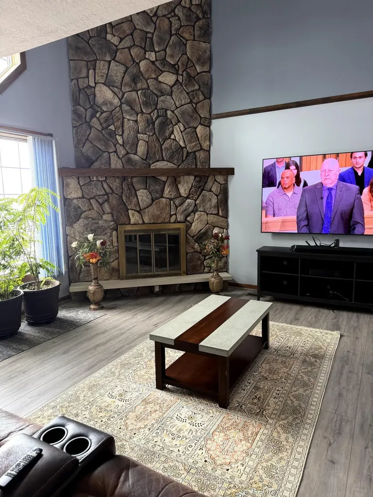2454 Oakwood Drive Jefferson Township MI 49242