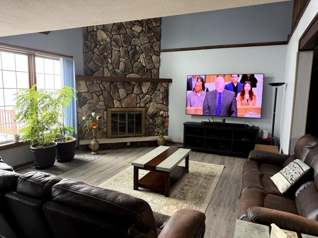 2454 Oakwood Drive Jefferson Township MI 49242