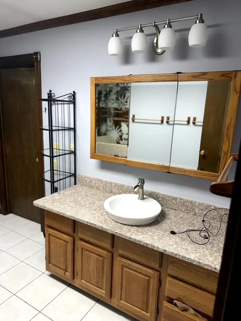 2454 Oakwood Drive Jefferson Township MI 49242