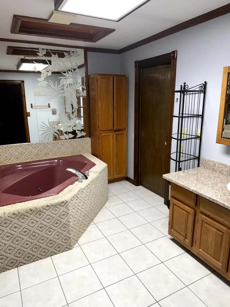 2454 Oakwood Drive Jefferson Township MI 49242