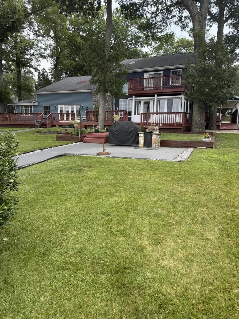 2454 Oakwood Drive Jefferson Township MI 49242