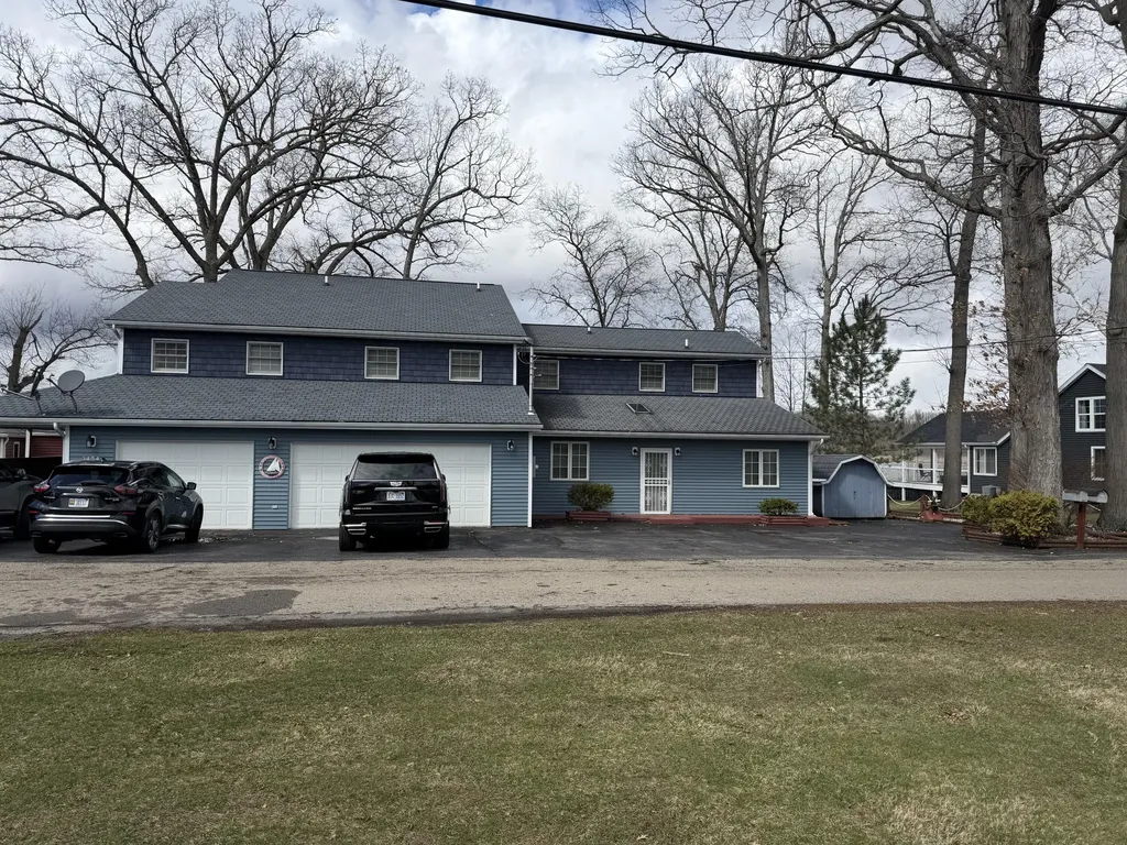 2454 Oakwood Drive Jefferson Township MI 49242