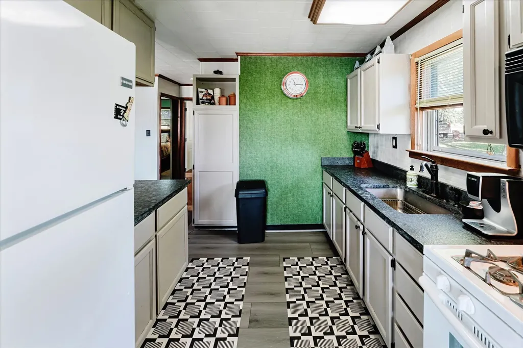 14689 W Merry Drive Amboy Township MI 49232