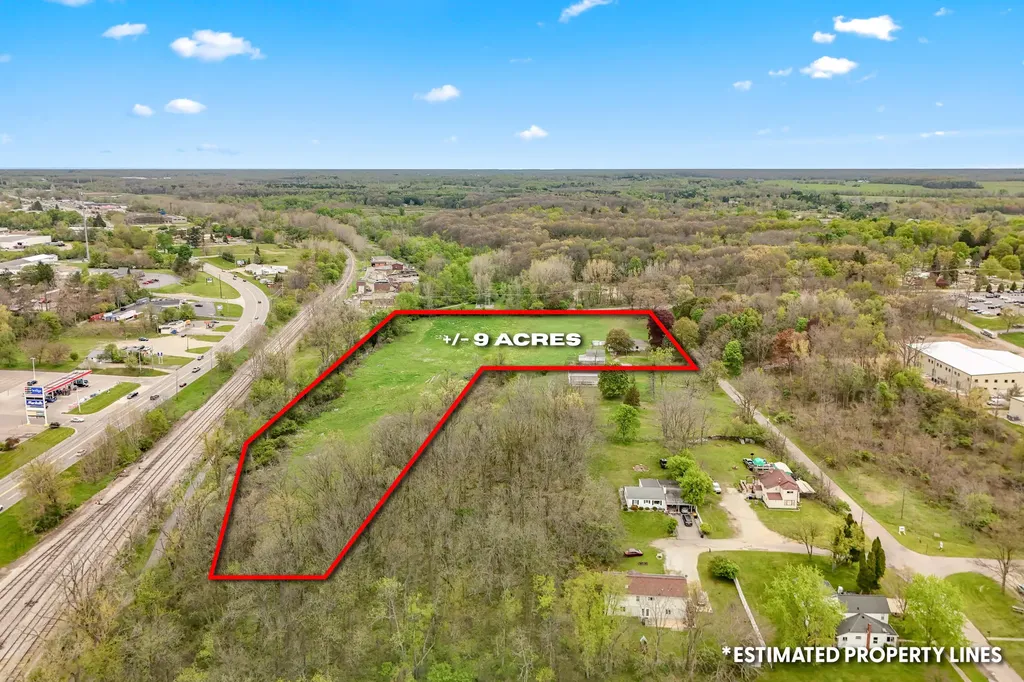 104 Mcclellan Street Hillsdale City MI 49242