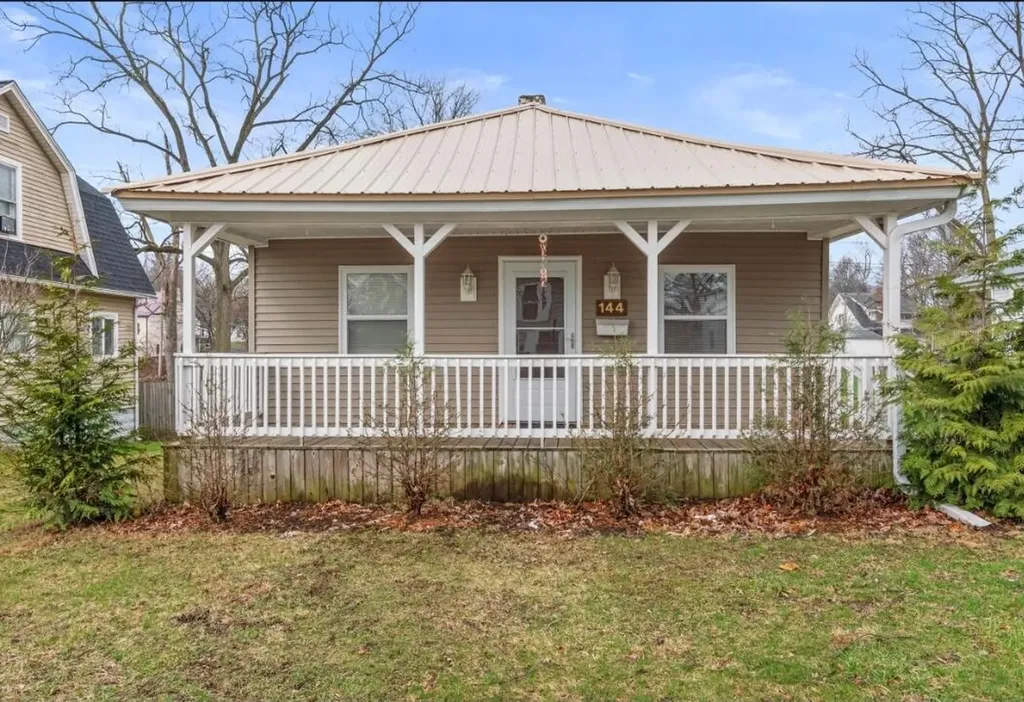144 S Manning Street Hillsdale City MI 49242