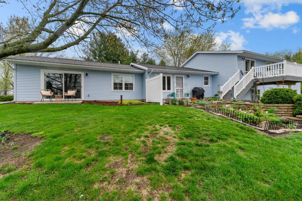 3412 Briar Jefferson Township MI 49266