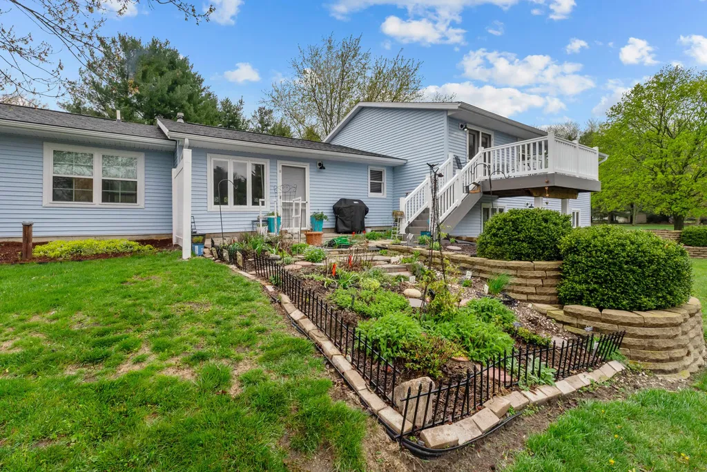 3412 Briar Jefferson Township MI 49266