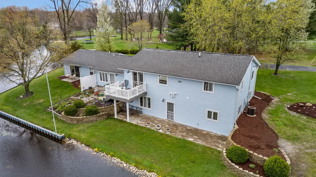 3412 Briar Jefferson Township MI 49266