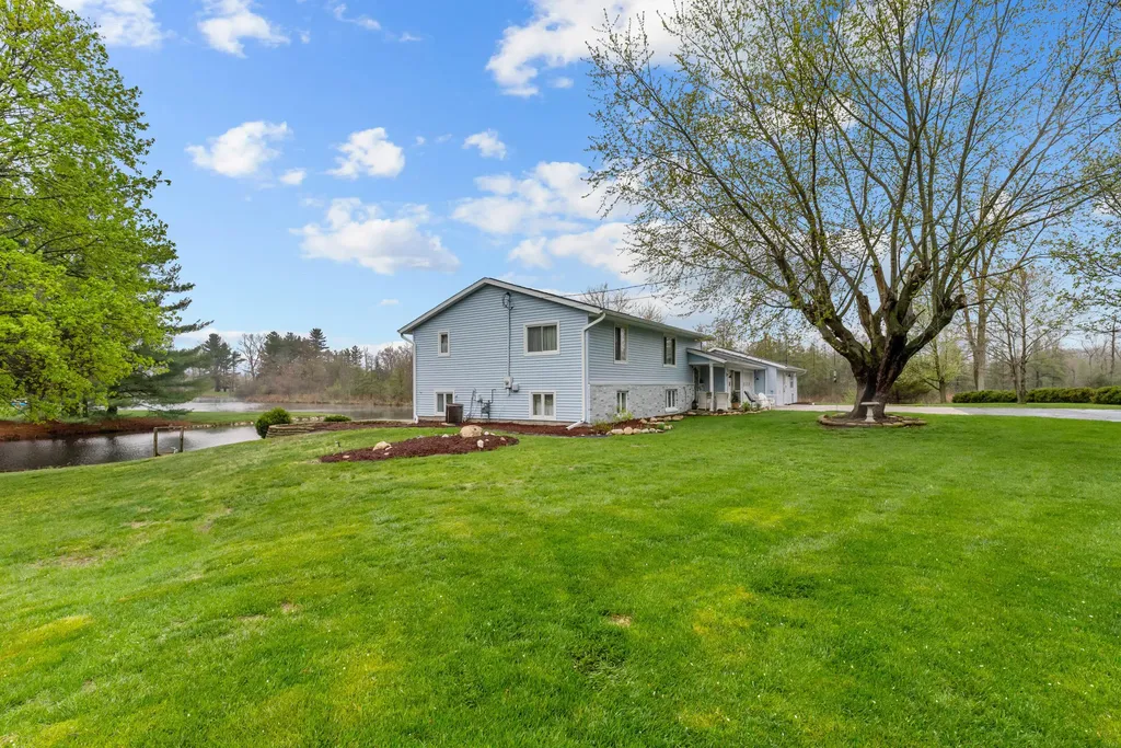 3412 Briar Jefferson Township MI 49266