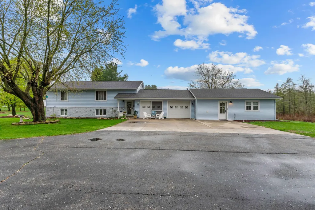3412 Briar Jefferson Township MI 49266