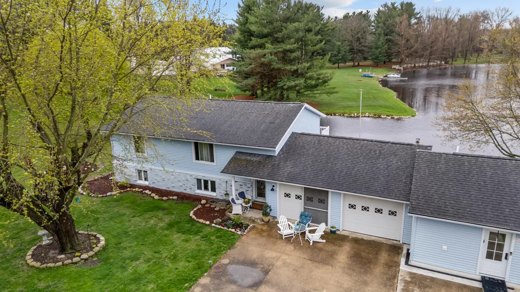 3412 Briar Jefferson Township MI 49266